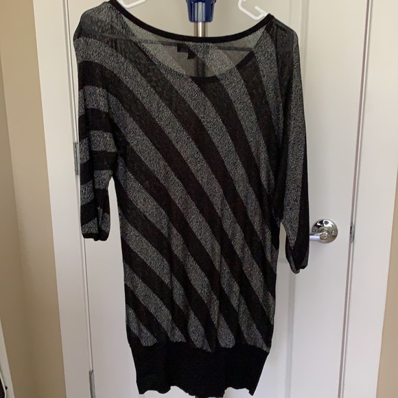 Rock and Republic dolman sleeve tunic sweater - Picture 5 of 5